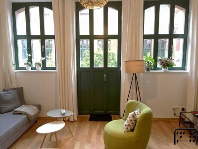 Exklusive Kapitalanlage mit Terrasse und zwei Stellplätzen im Waldstraßenviertel