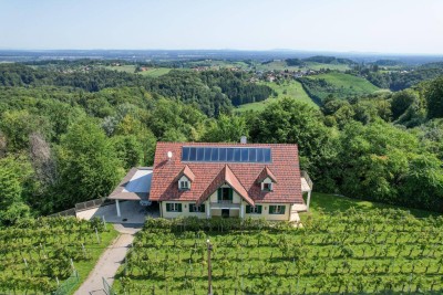 Ein Landhaus wie kein anderes – Exklusivität, Weite &amp; Eleganz