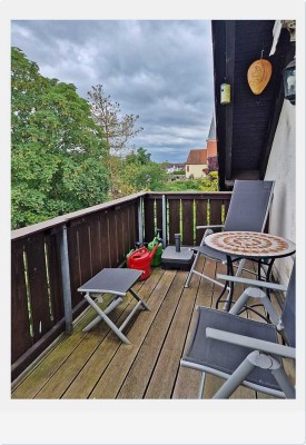 DG Wohnung 3 Zi. mit Balkon, plus sep. 1 Zi. im UG inkl Carport und Gartengrundstück zu verkaufen