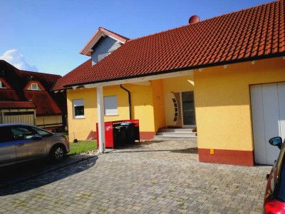 Helle Moderne 4 Zimmer-Whg. mit 3 Schlafräumen in Großwallstadt, mit Balkon inkl.  Stellplatz