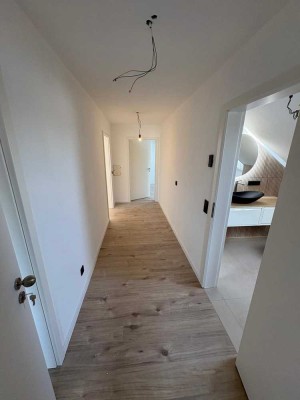 Zuhause in Friedberg: Tolle 3-ZKB mit Balkon