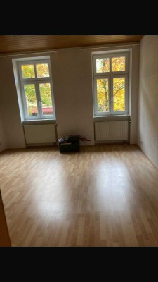 Sanierte 3‑Zimmer Wohnung mit Balkon und Veranda im 1. OG in Pforzheim Nordstadt