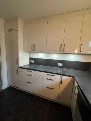 Attraktive 3-Zimmer-Wohnung mit gehobener Innenausstattung mit EBK in Alfeld (Leine)