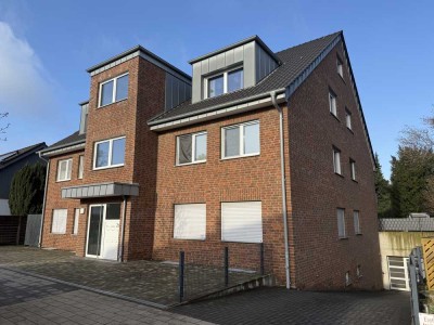 Duisburg-Baerl: Exklusive 4-Raum-Maisonette-Wohnung mit gehobener Innenausstattung mit Balkon