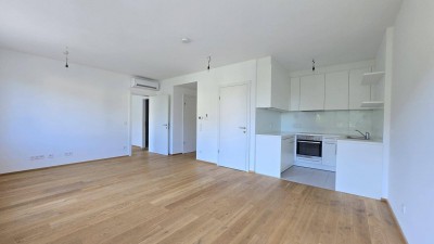 Sonnige 2-Zimmer-Wohnung - Klimaanlage - Sehr guter, gepflegter Zustand - Ausgezeichnetes Raumkonzept
