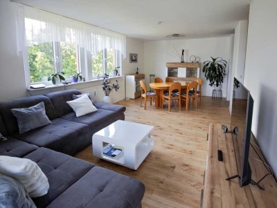 Elegante Wohnung mit Balkon in Alfter