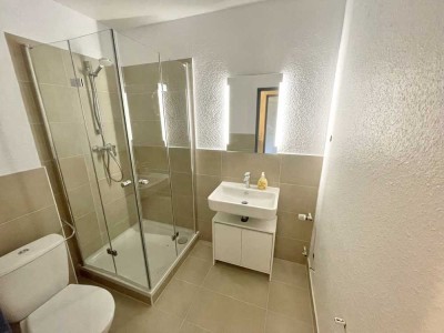 Frisch Saniertes Apartment, Top vermietet - Zentral in Garath