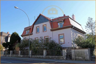 Für Altbau-Liebhaber! Fischgrätparkett + EBK + TGL-Bad
