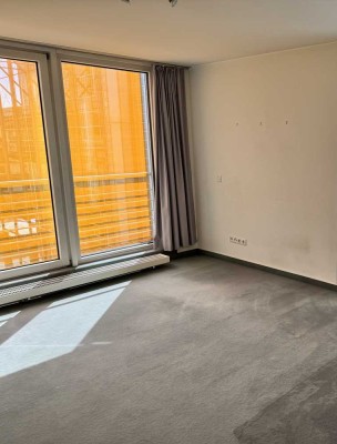 Möblierte 1-Raum-Wohnung mit Dachterrasse (Mitbenutzung), Innenstadt, Nähe Uni Mannheim