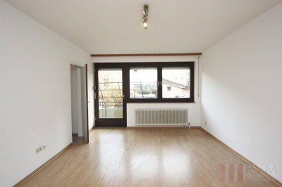 ANFRAGEN BITTE NUR PER MAILGARCONNIERE MIT BALKONMAXGLAN