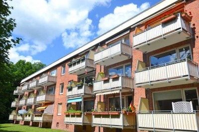 Grünes Ammersbek - moderne 3-Zi-Mietwohnung mit Balkon nähe U1-Hoisbüttel