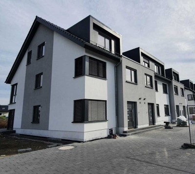 Schöne, helle Maisonette 3-Zimmerwohnung in zentraler Lage