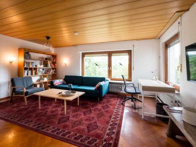 Vollmöblierte Erdgeschosswohnung mit Balkon in Heidenheim (Weststadt)