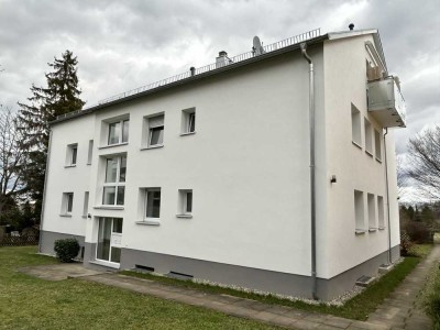 Helle 3-Zimmer-Wohnung mit Balkon und EBK in Stuttgart