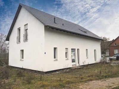 PROVISIONSFREI für den Käufer! Geräumiges Wohnhaus! Auch als Zweifamilienhaus nutzbar!
