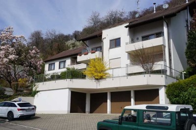 Klein aber fein - 2-Zi. Wohnung in Grenzach mit EBK, Balkon in bester Aussichtslage