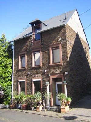 Haus 54492 Mosel Naturstein, saniert, in 2 Gärten + 2.Backsteinhaus als Lager/Werkstatt