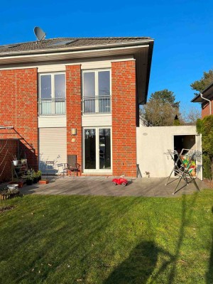 Stilvolles 6,5-Raum-Einfamilienhaus mit gehobener Innenausstattung und EBK in Düsseldorf Wittlaer