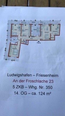 5-Zimmer Wohnung mit Balkon im 14. OG in Friesenheim