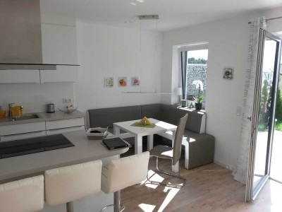 Sehr schöne 2-Zimmer-Wohnung im EG mit Terrasse provisionsfrei