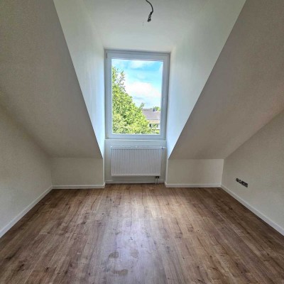Großzügige 2 Zimmer Wohnung mit Balkon in gepflegter Wohnanlage