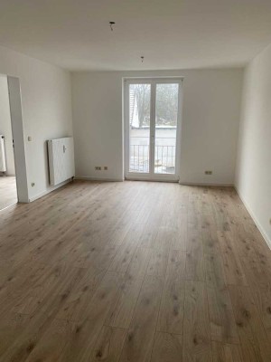 Helle 3-Zimmerwohnung mit Abstellkammer und Wanne in schöner Lage !