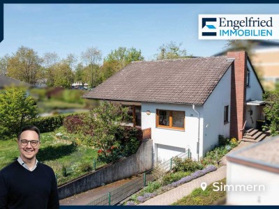 Gepflegtes Einfamilienhaus im Bungalow-Stil mit Garage auf weitläufigem Grundstück