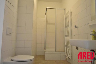 SCHÖNE 2 ZIMMERWOHNUNG MIT NEUER KÜCHE- SANDGASSE 14 Top 06