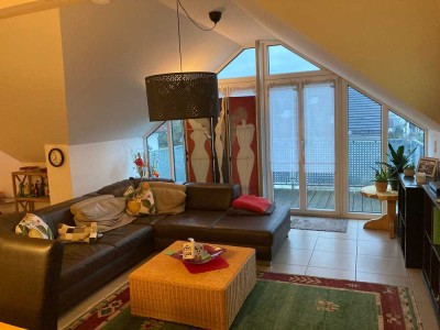 Attraktive 3-Zimmer-Dachgeschosswohnung in 85570, Markt Schwaben