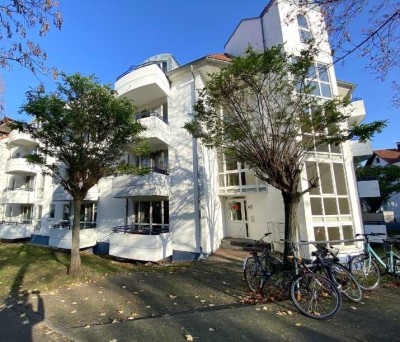 Geschmackvolle 2-Zimmer-Wohnung mit zwei Balkonen in Bonn- Beuel (sofort beziehbar)