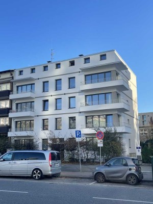 Erstbezug nach Sanierung: 3-Zimmer-Wohnung in Top-Lage gegenüber der Hamburger Meile