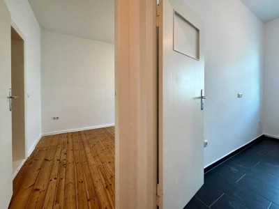 sanierte, bezugsfreie 2-Zimmer-Wohnung