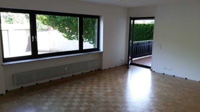 Gepflegte 5-Zimmer-Erdgeschosswohnung mit gehobener Innenausstattung mit Balkon und EBK in Wehr