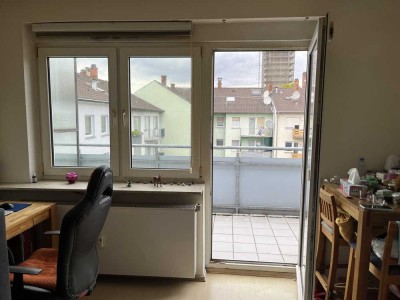 Attraktive 1-Zimmer-Wohnung mit Balkon im Herzen von Mannheim - von privat