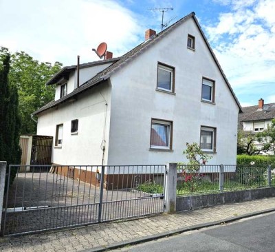 2-Familienhaus bezugsfrei mit Ausbaupotenzial