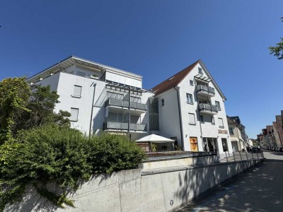 Kleine 2-Zimmer-Stadtwohnung mit Balkon und 1 Stellplatz im Doppelparker
