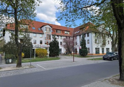 Sichere Kapitalanlage mit Potenzial oder grüner Rückzugsort – 2-Zi.-Wohnung mit Balkon & Stellplatz