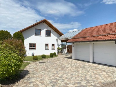 Gepflegtes freistehendes Einfamilienhaus in Waldachtal-Hörschweiler.