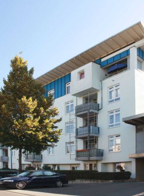 Geräumige 5-Zmmer-Wohnung mit Balkon