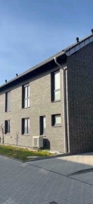 Direkt vom Bauträger Ihr neues Zuhause – moderne Doppelhaushälfte in Heinsberg!