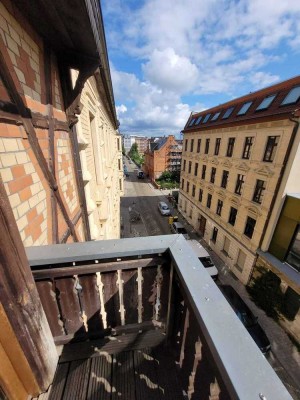 ❄️ Neu & frisch saniert! 3-Raumwohnung mit sonnigem Balkon & moderner EBK ❄️