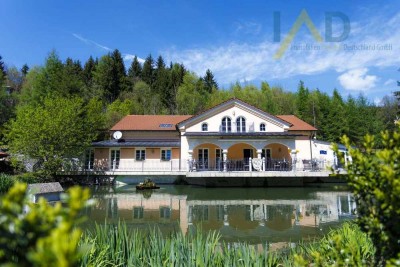 PROVISIONSFREI!  Sehr attraktiver, gepflegter und vielseitig nutzbarer Gebäudekomplex in Alleinlage!