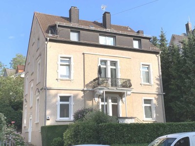großzügige 2 Zimmer-Wohnung in Wiesbaden ! (aktuell noch in der Renovierung)