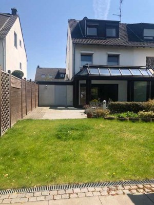 Familientraum mit Garten, Wintergarten, Kamin & Sauna