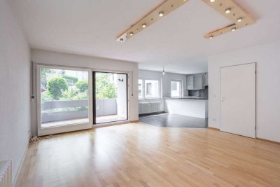 Einziehen und wohlfühlen! 4-Zimmer-Wohnung mit Balkon und Kfz-Außenstellplatz