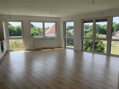 Exklusive Dachterrasse - Hohen Neuendorf - Kombination aus urbanem Lebensstil und naturnahem Wohnen!