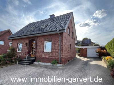 Einfamilienhaus mit Garten, Nebengebäude und Garage in Groß-Reken