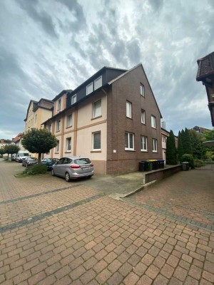 Traumhafte 3,5-Zimmer-Wohnung mit großem Wintergarten in Toplage von Bad Nenndorf!