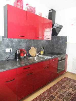 Bitte nur Mailanfragen: Helle 3 Zi-Whg. m. Balkon in der Donaustaufer Str. Nähe Milchwerk