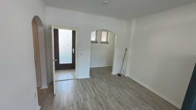 ETW mit Schlafnische und Einbauküche